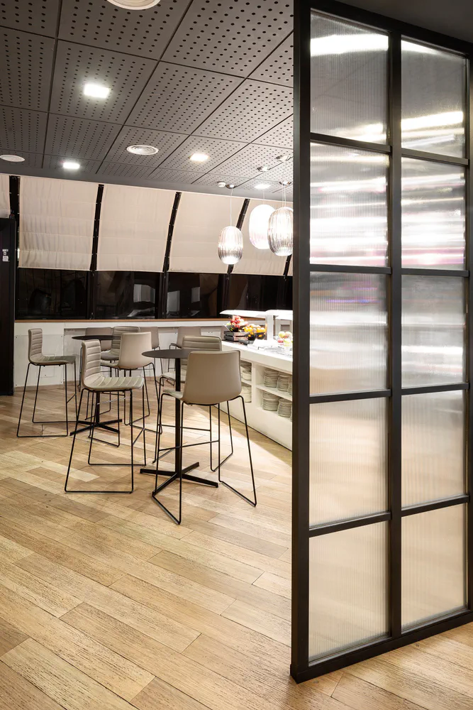 Modern Kitchen Design with Biophilic Elements