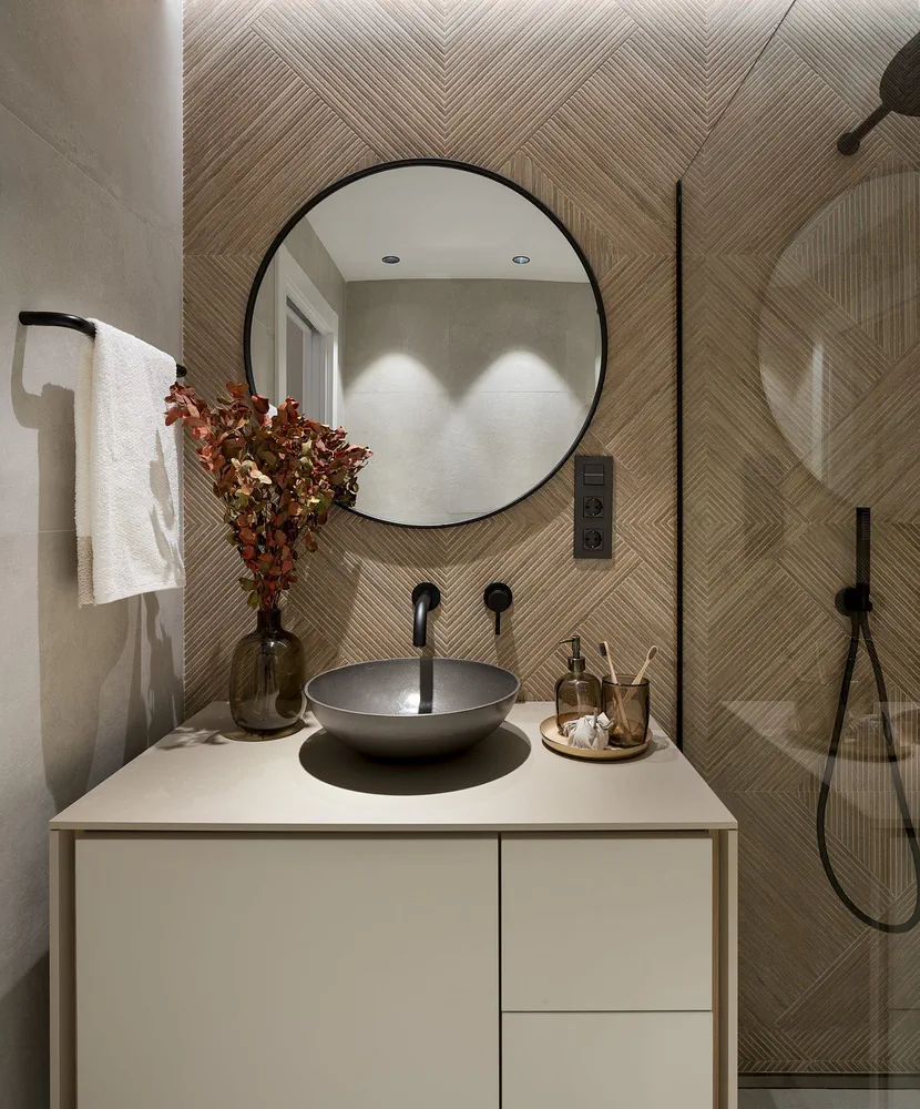 Modern Chic Country Retreat Bathroom