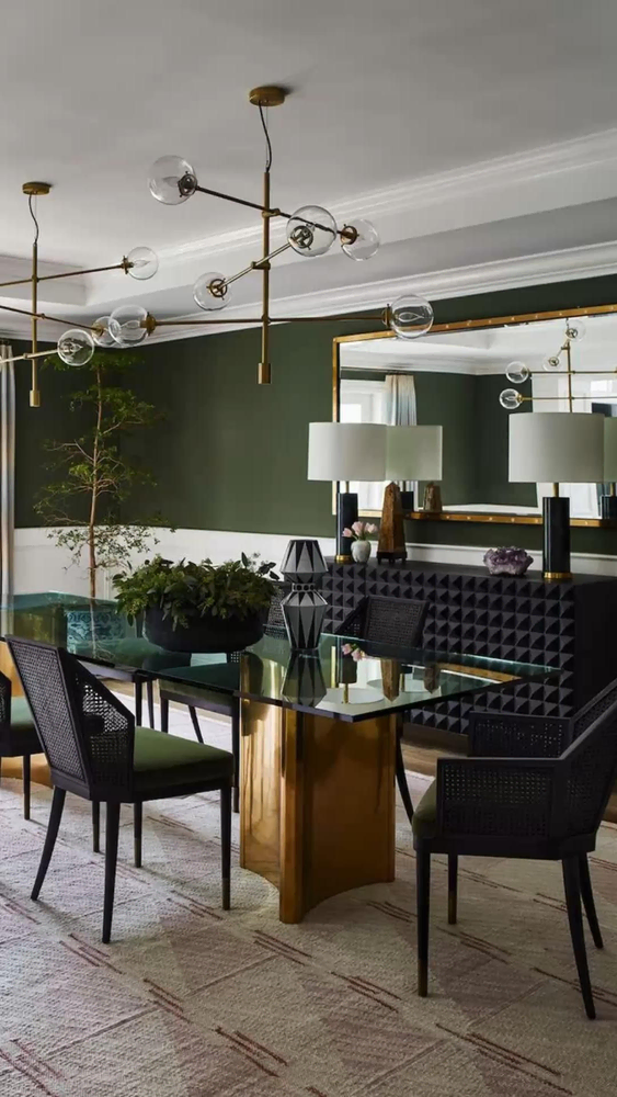 Luxurious Modern Dining Room