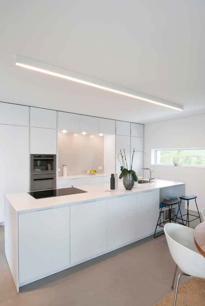 Modern Minimalist Kitchen: Sustainable, Energy-Efficient Home Design