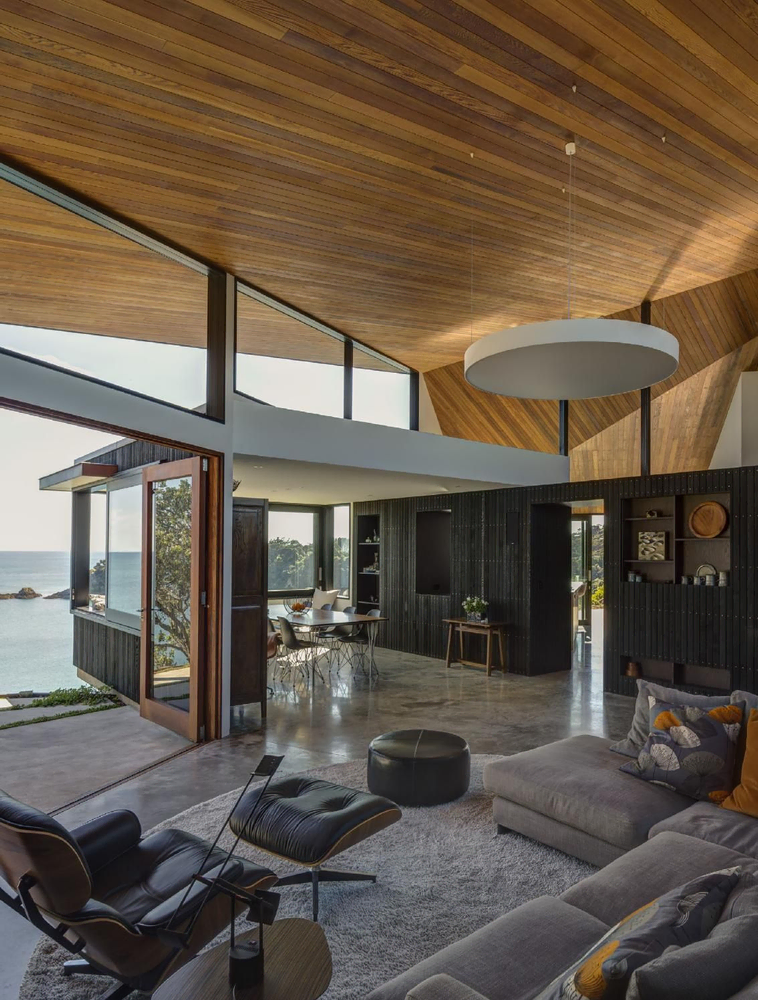 Tropical Modern Haven for Families