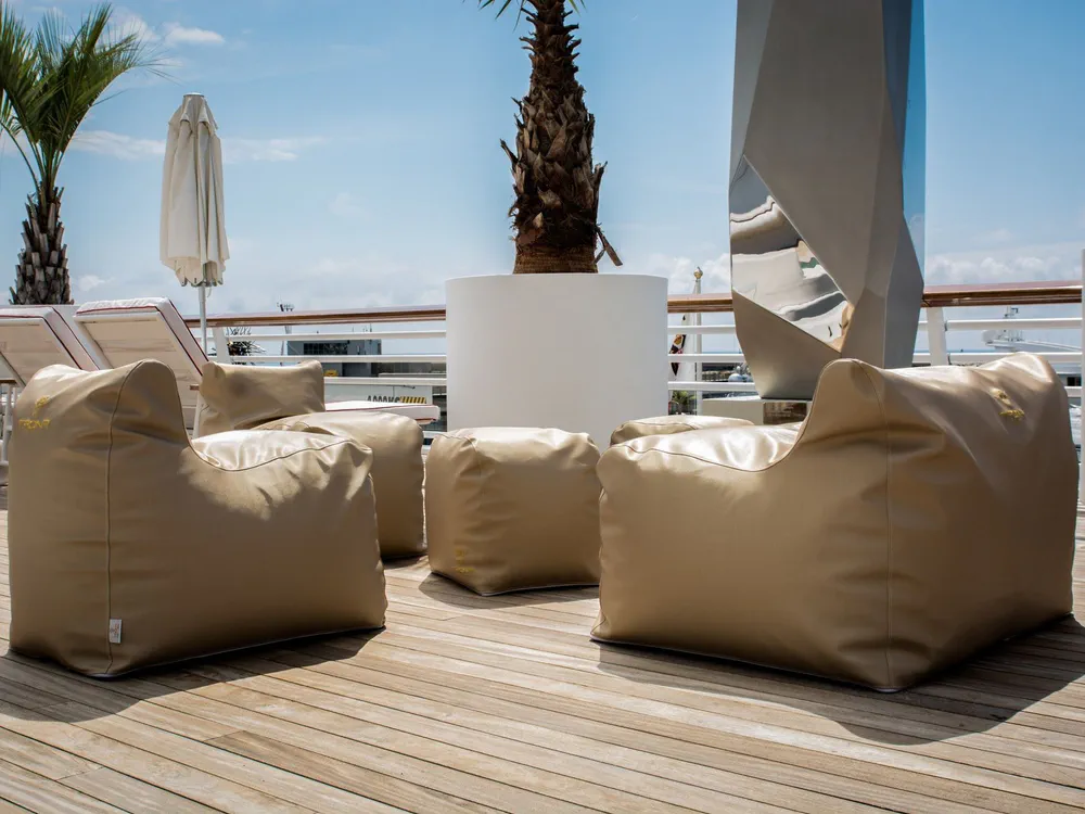 Modern Outdoor Lounge Area for Entertaining Clients