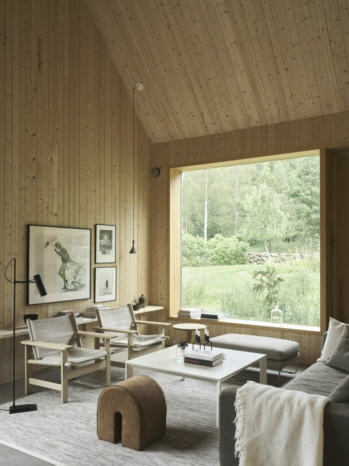 Modern Coastal Hampton Style Living Room