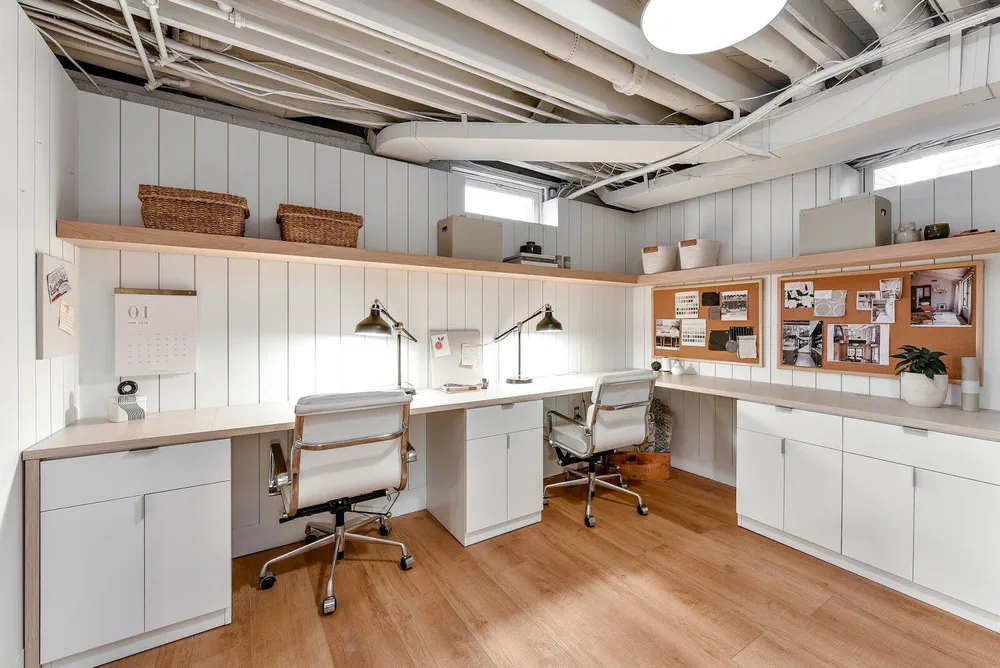 Modern Office Design for a Luxury Yacht Broker