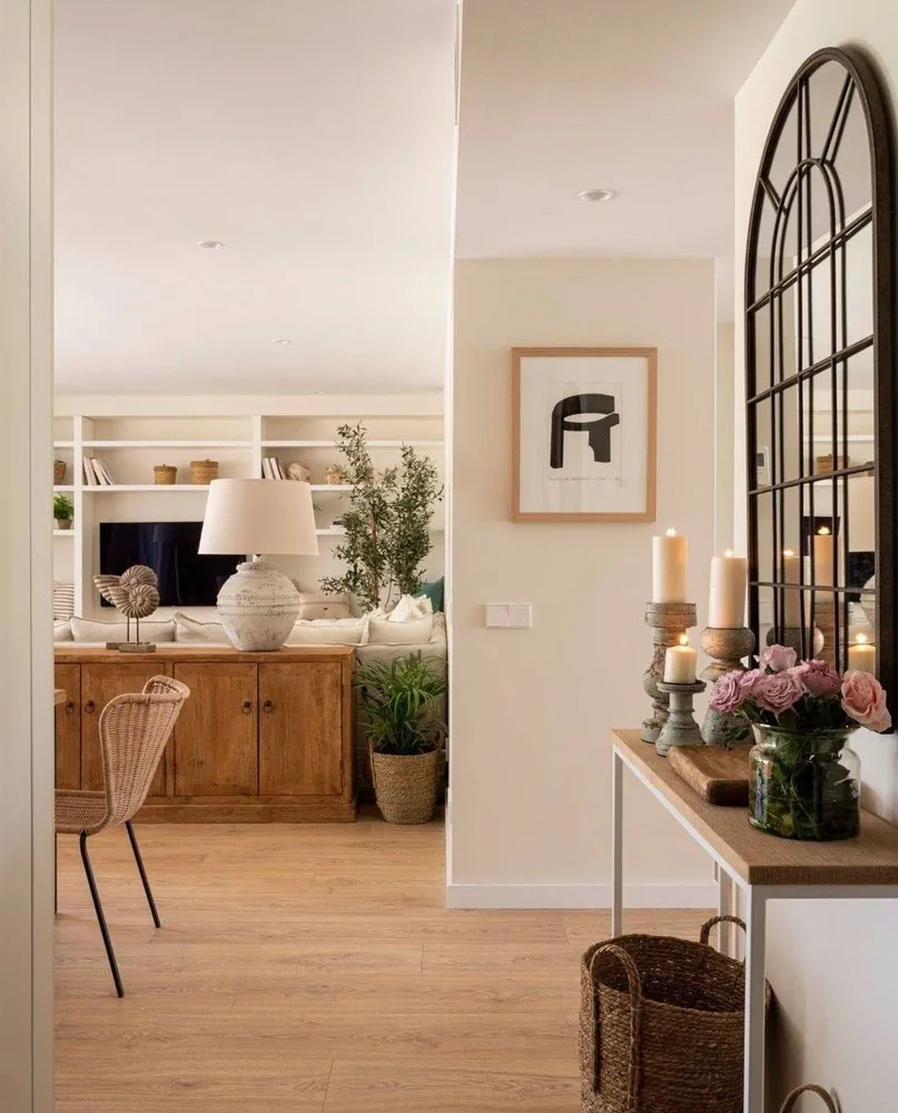 Elegant Multi-Functional Dining Design