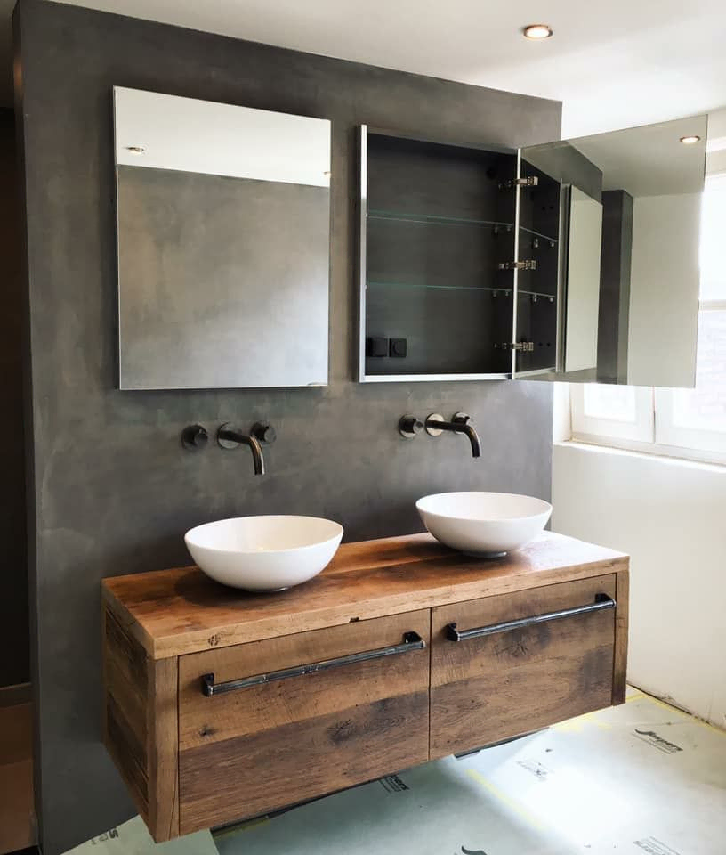Luxurious Minimalism: Modern Bathroom Retreat