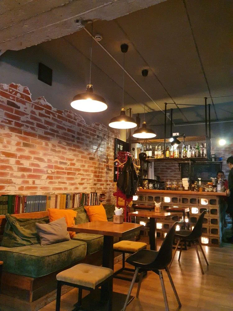 Industrial Chic Bar Design for a Local Celebrity