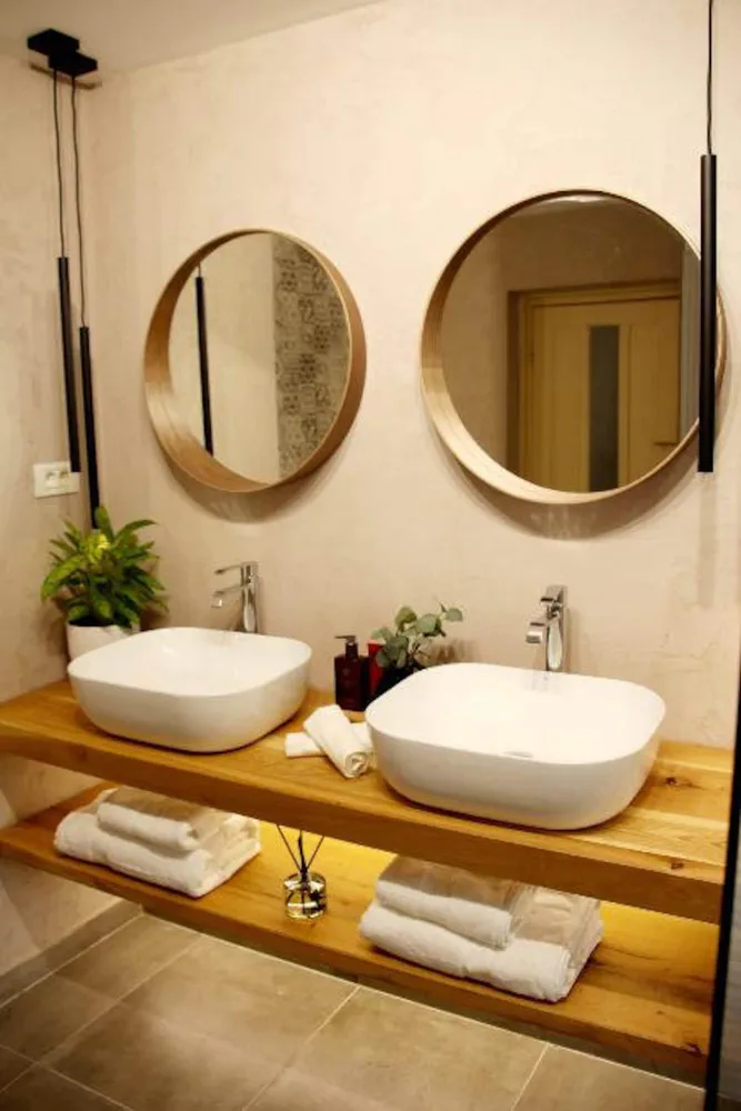 Modern Chic Country Retreat Bathroom