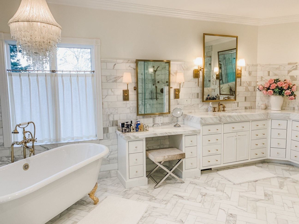 Modern Kitchen Design with White Cabinets and Marble Countertop