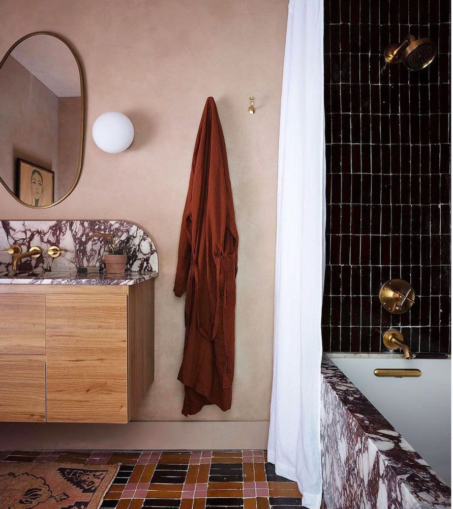 Modern Bathroom Design with Integrated Home Automation and Art Preservation