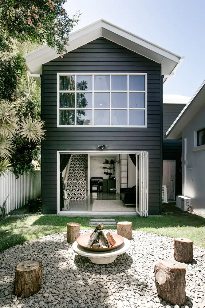 Biophilic Haven in Urban Space