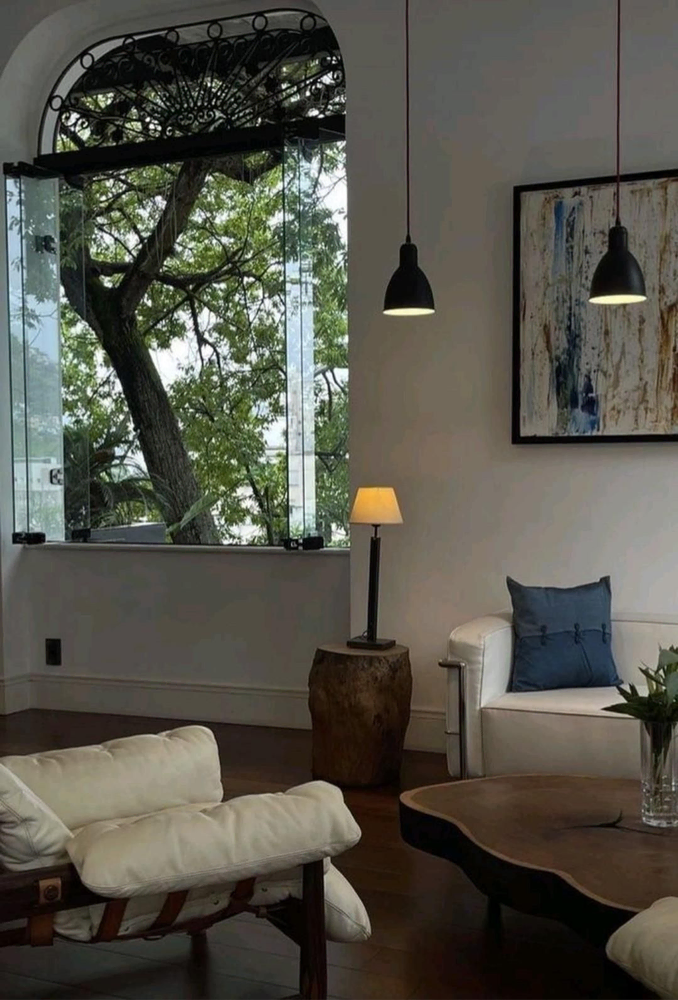 Modern Coastal Living Room Design