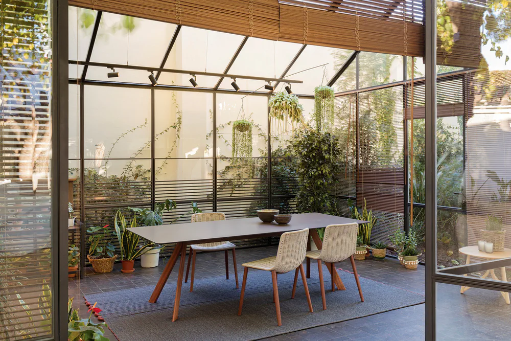 Modern Sunroom Design: Blending Mid-Century and Memphis Revival