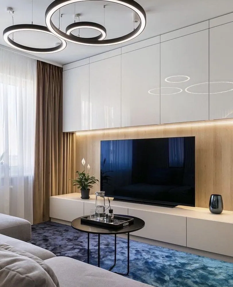 Sophisticated Urban Dining Retreat