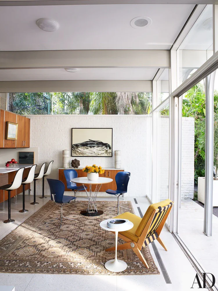 Mid-Century Modern Villa Renovation