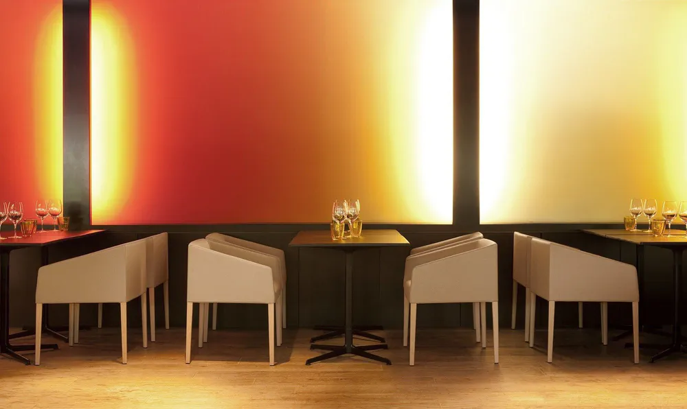 Modern Dining Room with Vibrant Colors and Contemporary Design