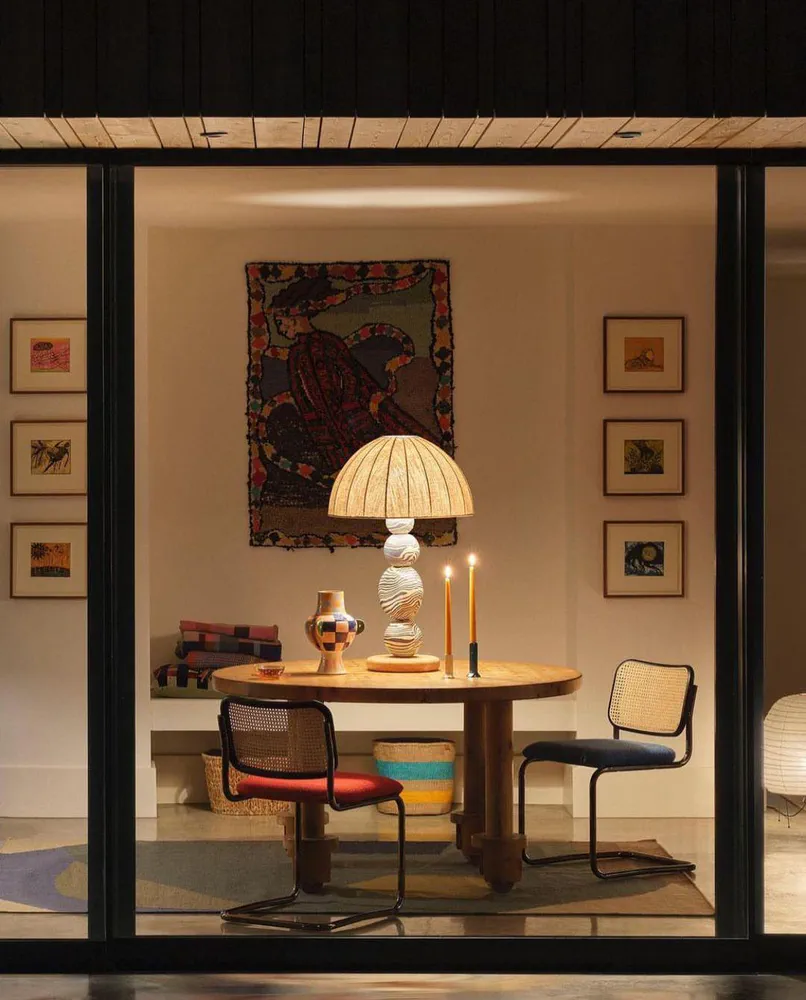 Modern Living Room: Japanese Minimalism in a Compact City Apartment