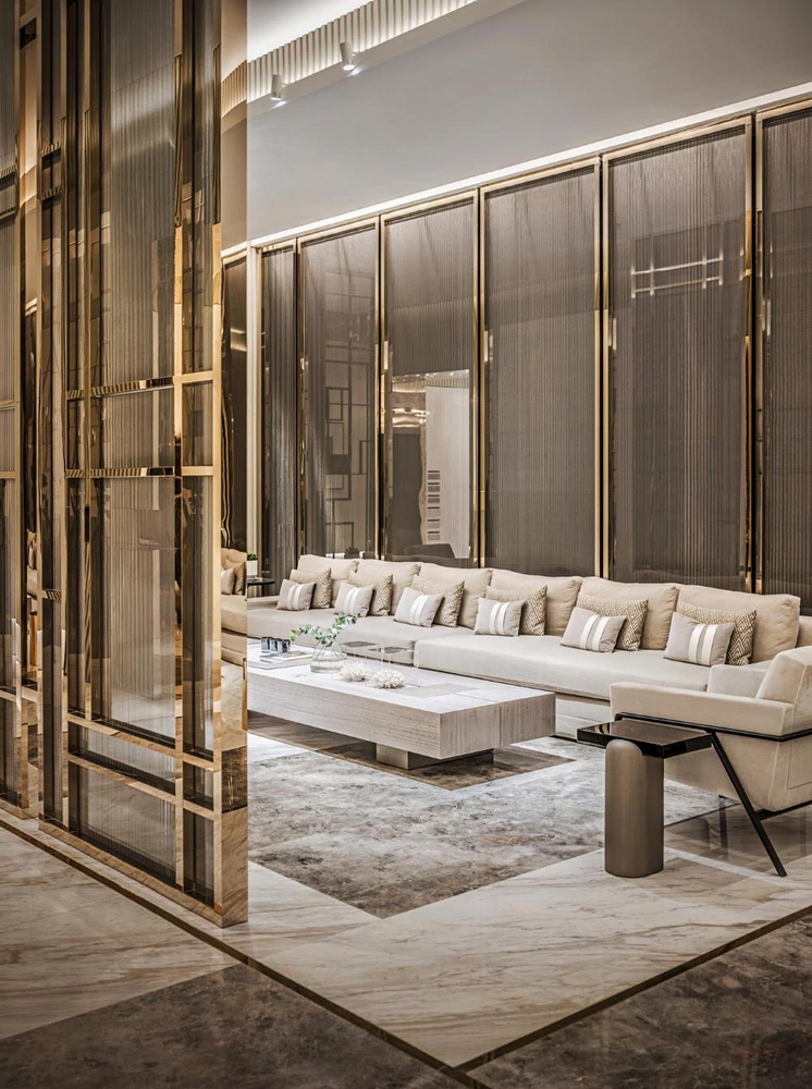 Luxurious Contemporary Living Room