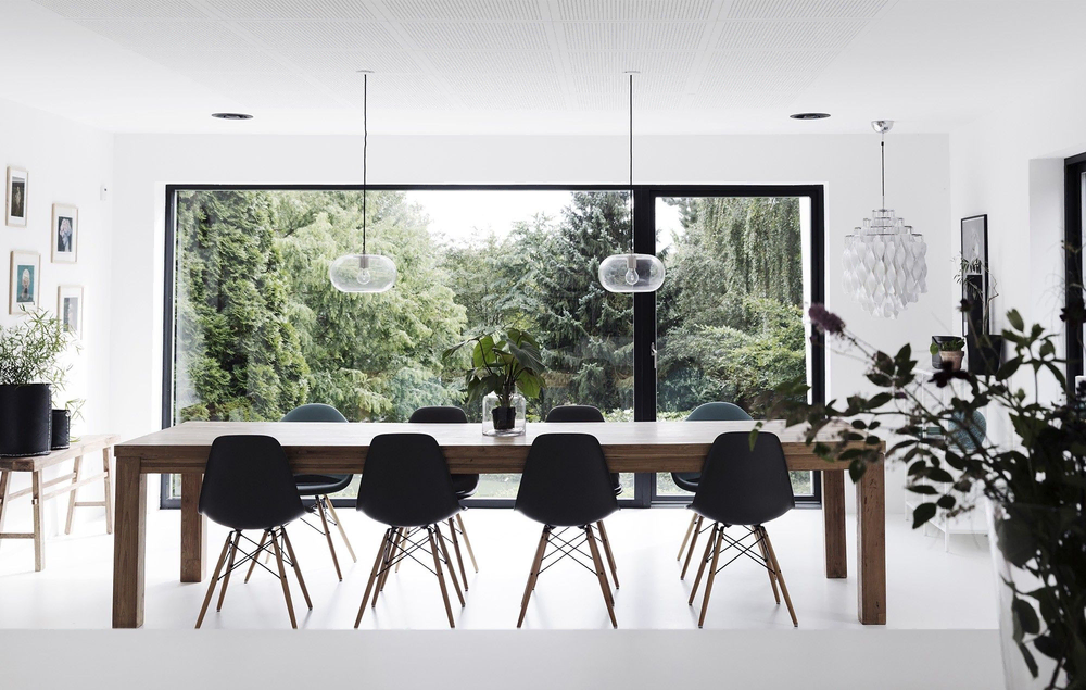 Modern Bauhaus Dining Room