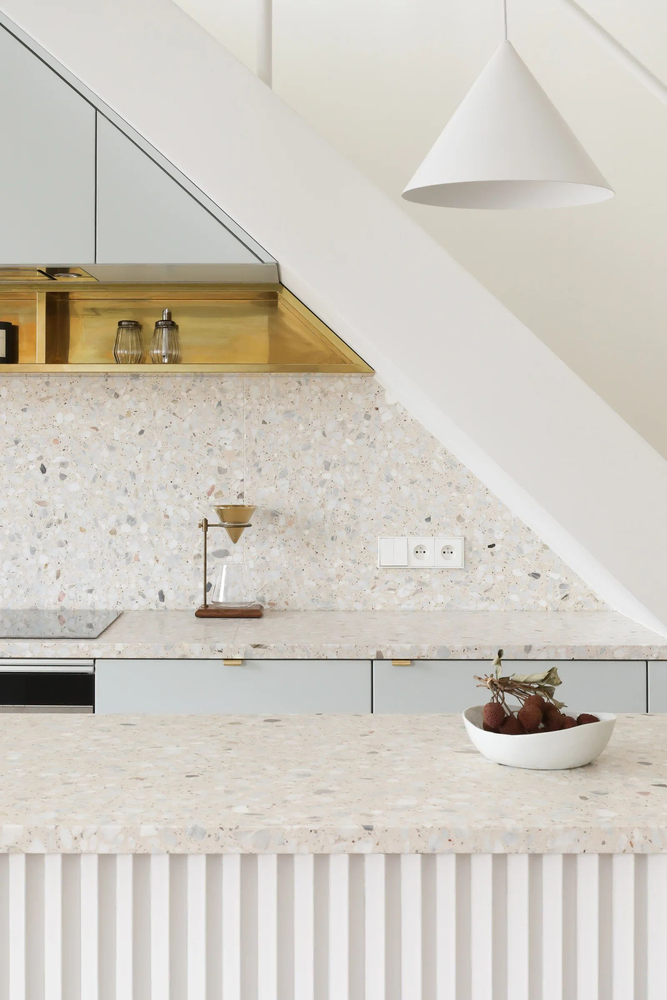Rustic Modern Fusion Bar Design: Balancing High-Tech Features with Warmth