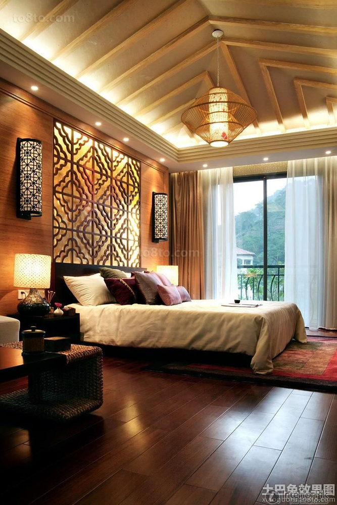 Zen Minimalism in a Luxurious Bedroom