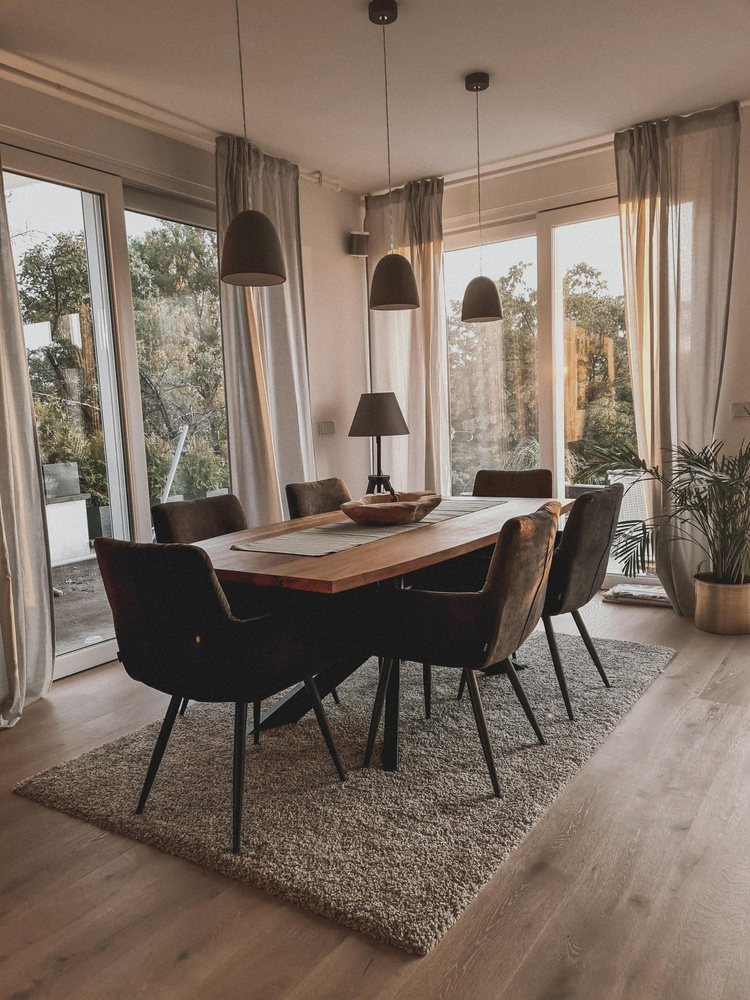 Elegant Dining Room with Scenic Views