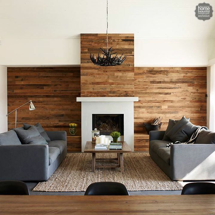 Modern Industrial Office Design: Comfort and Efficiency in a Rustic Setting