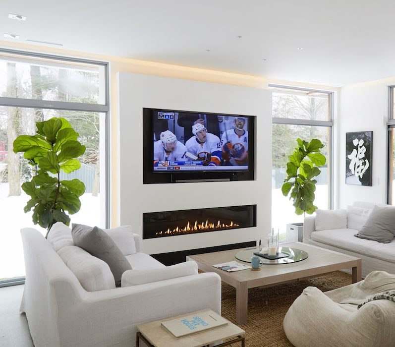 Elevated Mediterranean Living Space