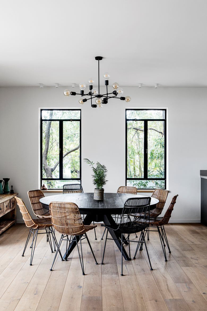 Modern Minimalist Dining Elegance