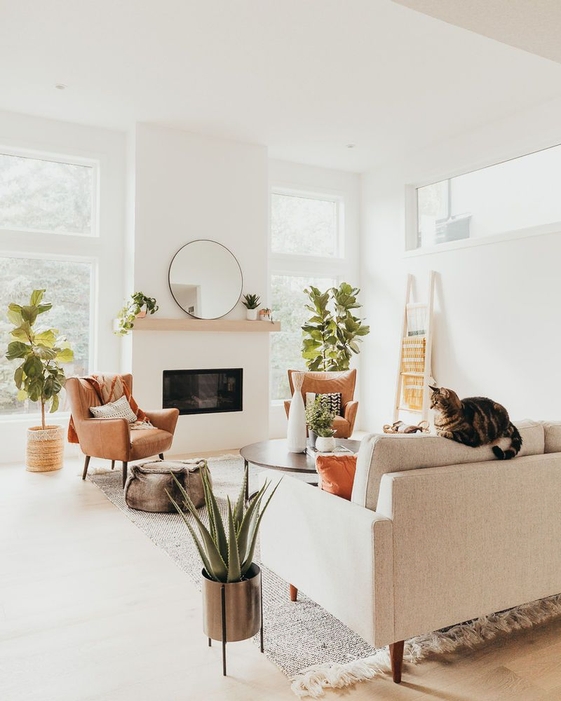 Chic Living Space for Coastal Entertaining