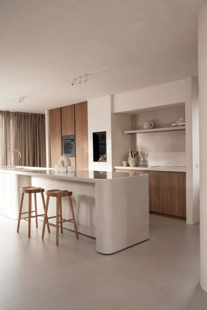 Sleek Minimalist Kitchen-Dining