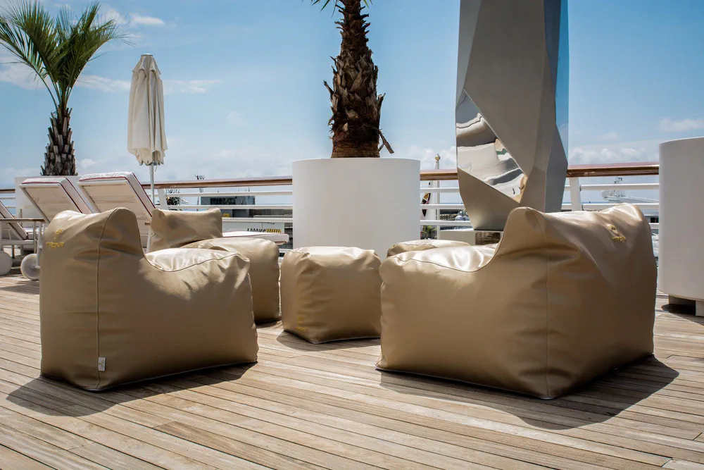 Modern Outdoor Lounge Area for Entertaining Clients