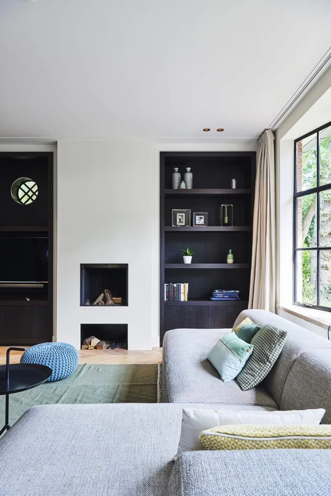 Modern Minimalist Living Room Design for a Boutique Hotel Chain Owner