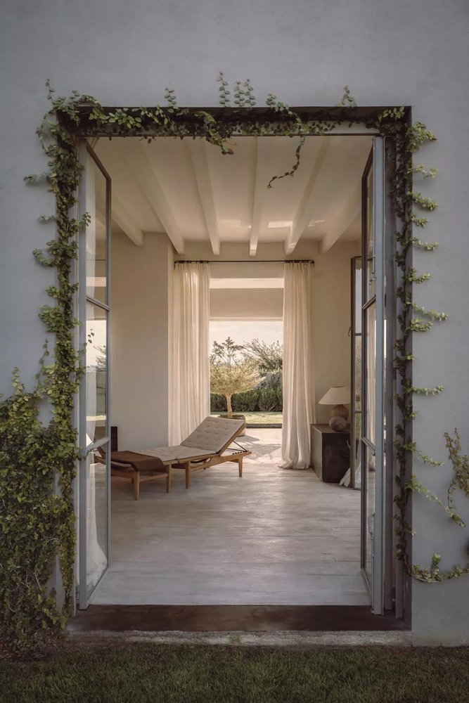 Modern and Sustainable Outdoor Patio Design for a Historic Property