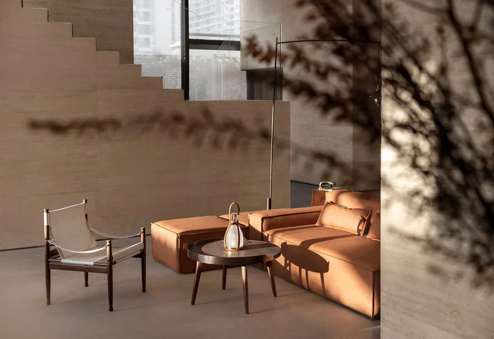 Modernist Minimalist Living Room Design