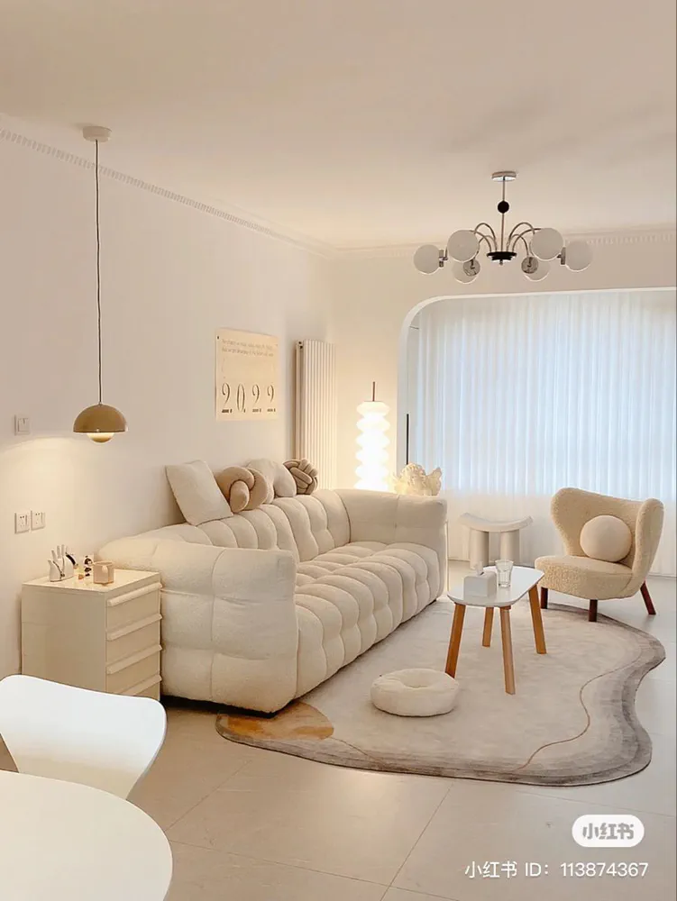 Minimalist Country Retreat Living