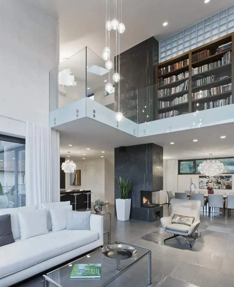 Modern Biophilic Design for a Sustainable Penthouse