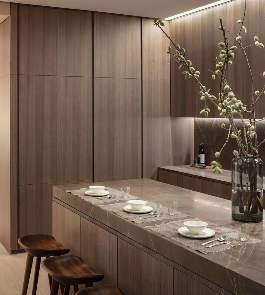Elegant Minimalist Kitchen Design