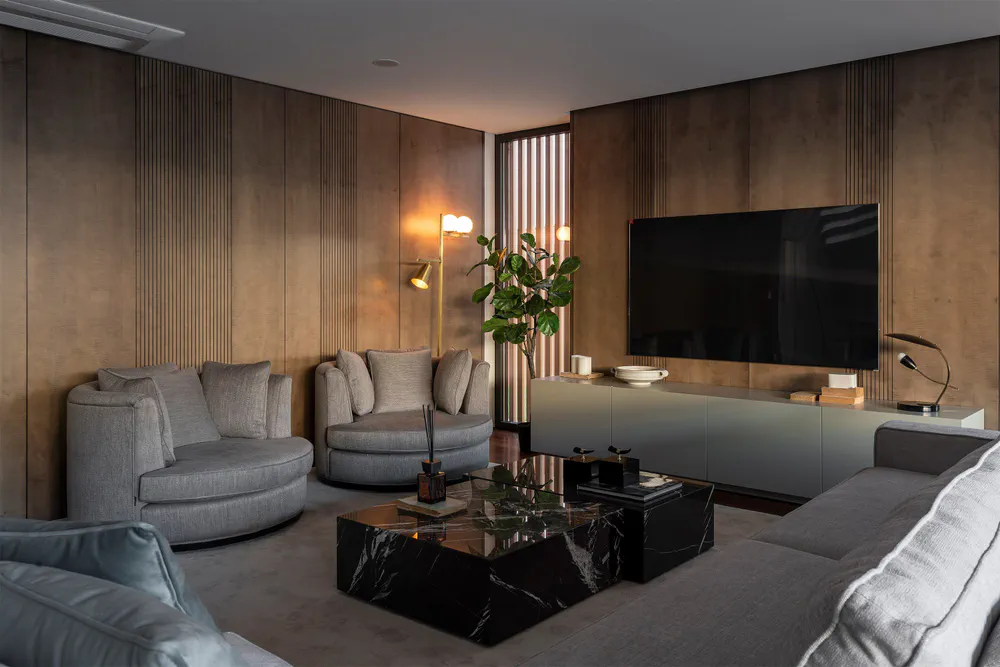 Modern Minimalist Living Room Design for a Recently Divorced Sports Team Owner