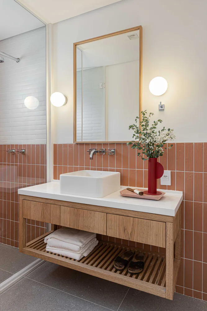 Modern Chic Country Retreat Bathroom