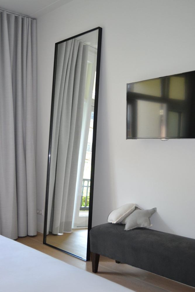 Tranquil Mid-Century Modern Retreat