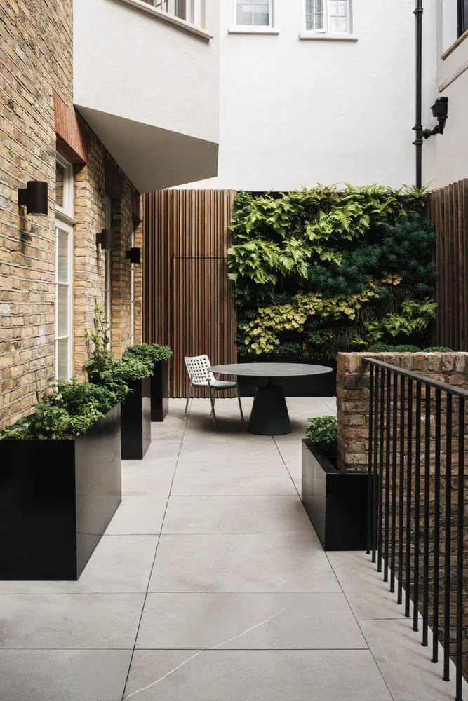 Modern Balcony Design: A Sleek Outdoor Oasis