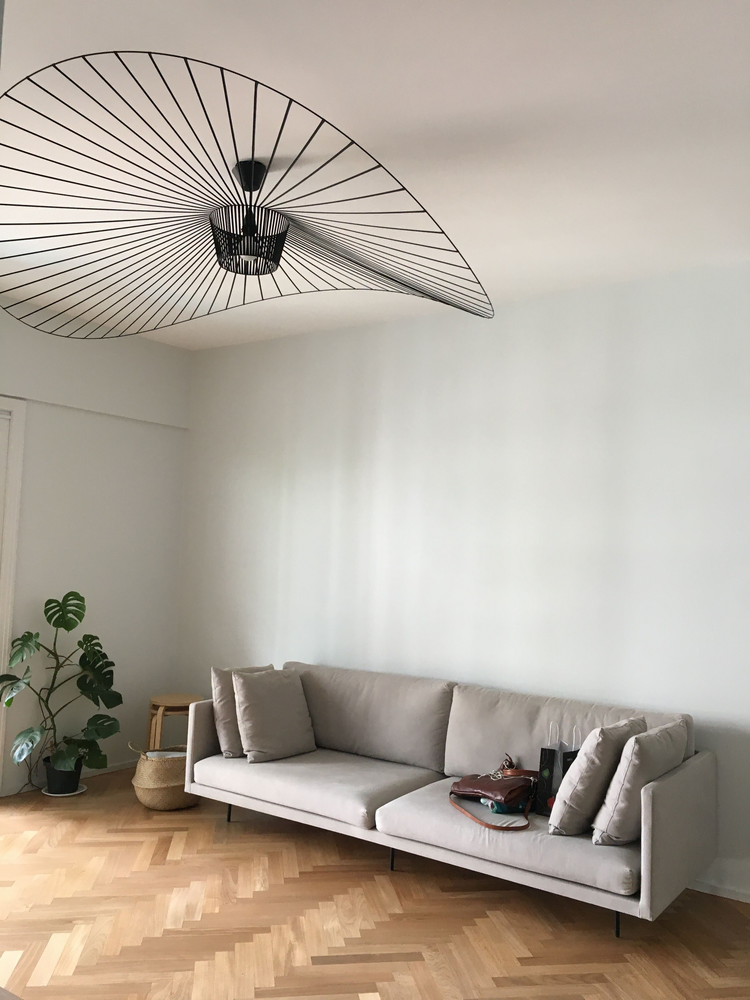 Chic Mediterranean Living Room Design