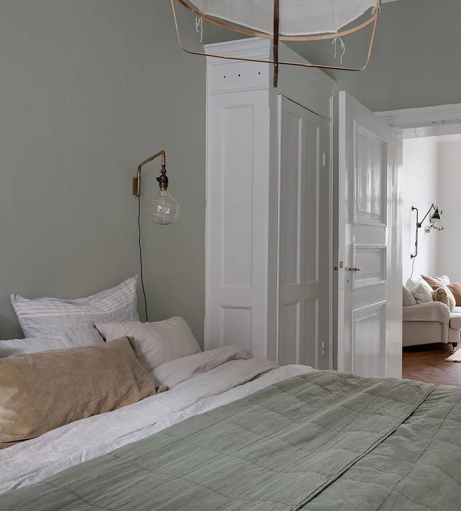 Modern Minimalist Smart Bedroom