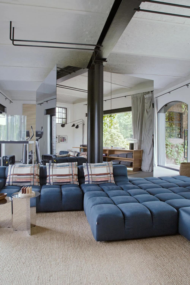 Modern Living Room Design for a Luxury Yacht Broker in Luxembourg