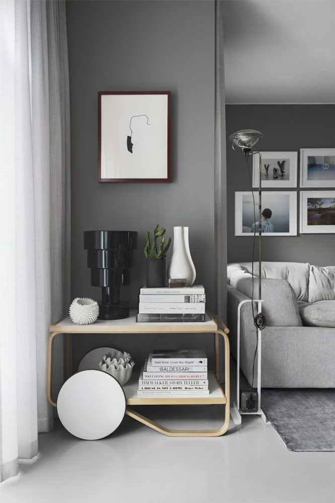 Modern Living Room Design for Wellness Industry Pioneer