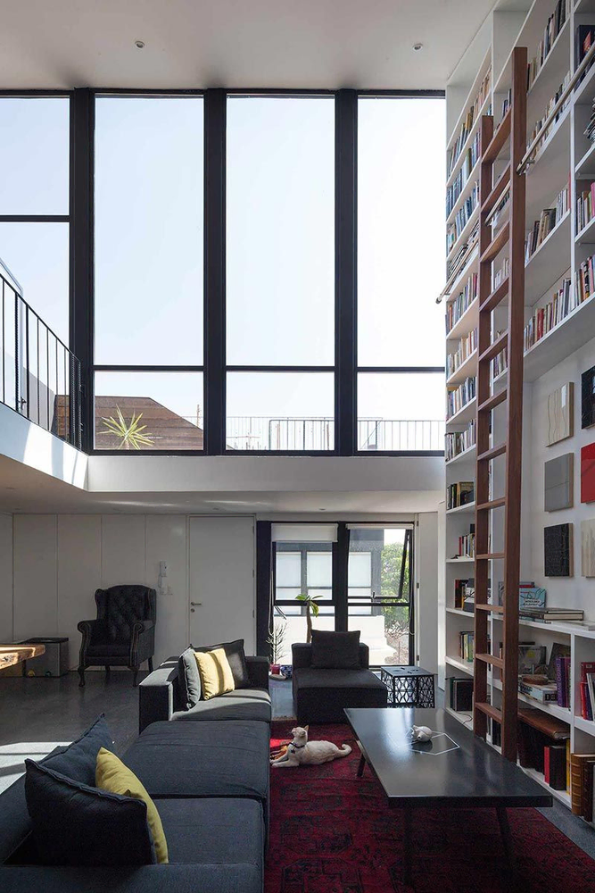 Modernist Zen Minimalism: A Home Gym and Wellness Area Design