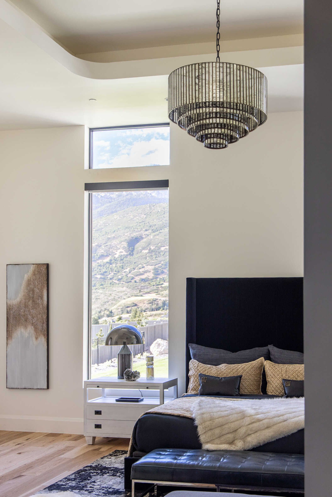 Contemporary Mediterranean Master Bedroom Design