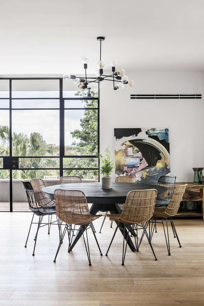 Modern Minimalist Dining Elegance