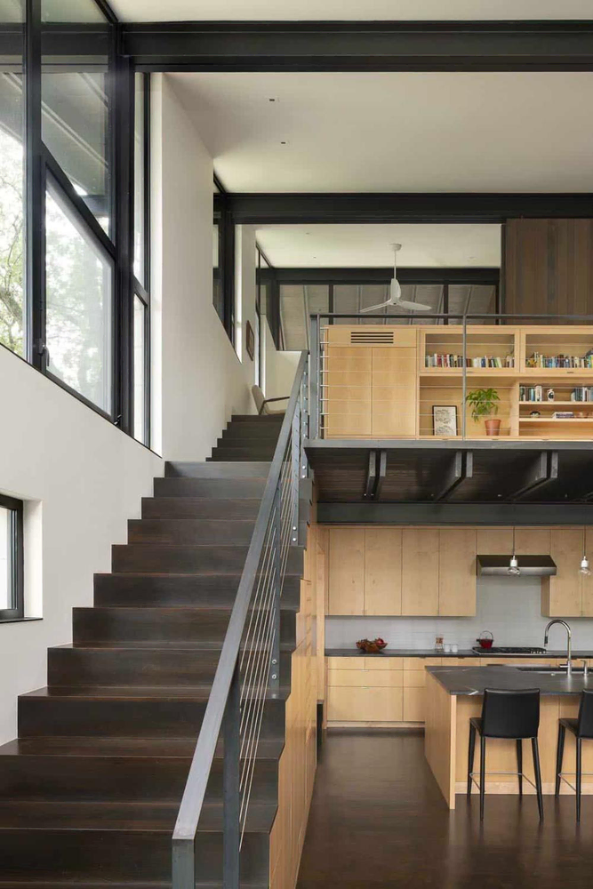 Eco-Friendly Modern Penthouse